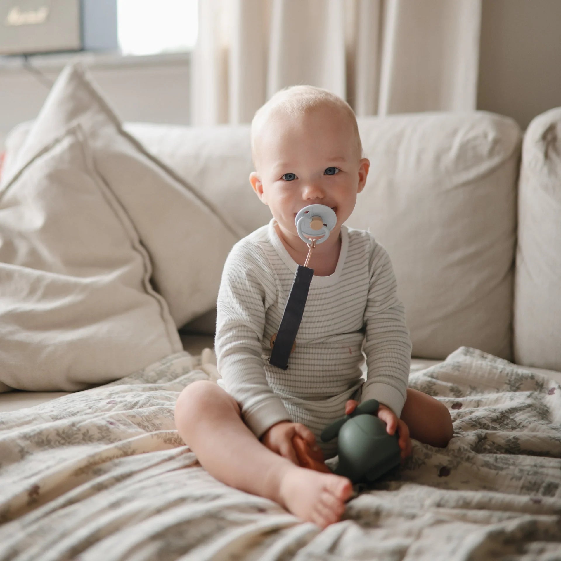 Flickr Pacifier FRIGG Silicone Skyline Serenity Pacifier 4-Pack – All Good Things
