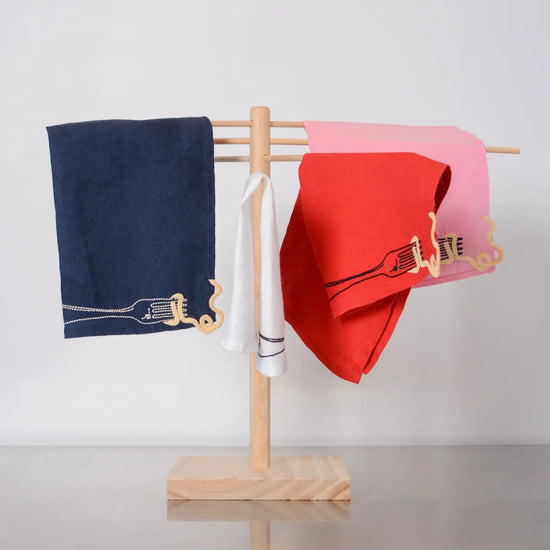 Fork Twist Linen Noodle Napkins