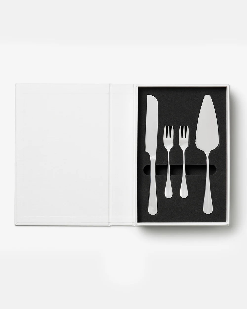 The Essentials: Cake Tools
