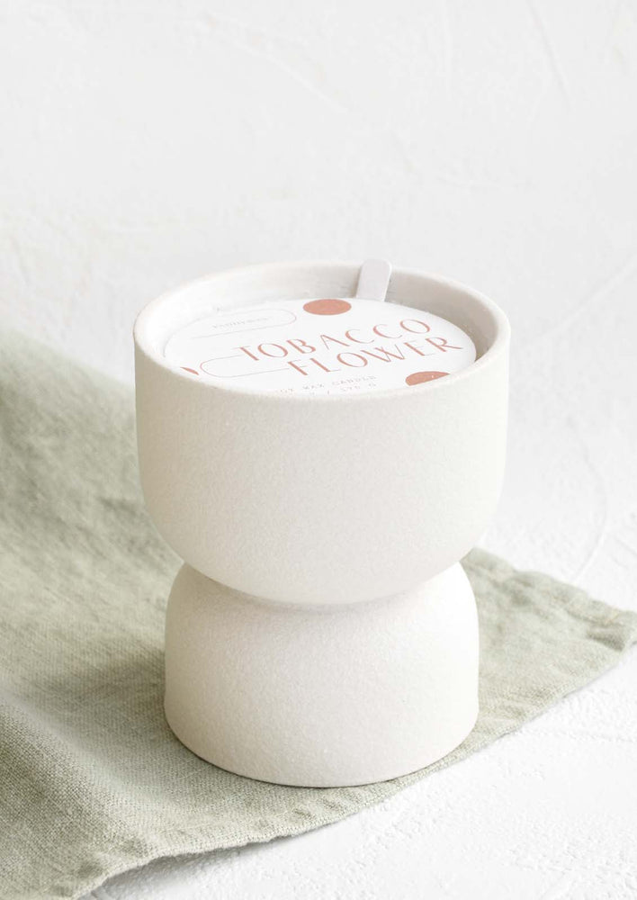 Tobacco Flower Form Hourglass Candle